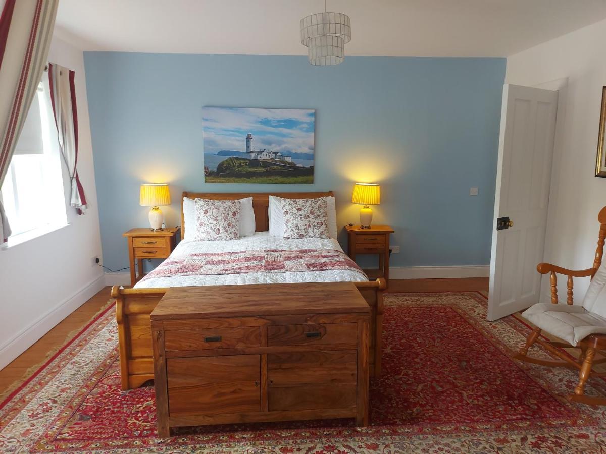 Bunlin Heights Self Catering Studio Milford Exterior photo